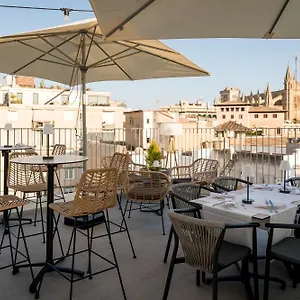 Hotell Nivia Born Boutique